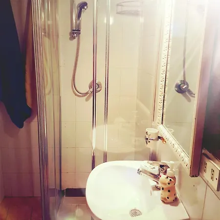 Pensjonat Goldencube 3*